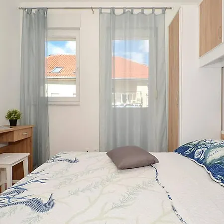 Luxury Apartmans * Podstrana